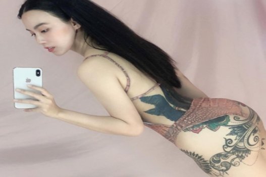 sex tập thể không che EM nhân viên ngân hàng bướm hồng rớt tinh ra giường